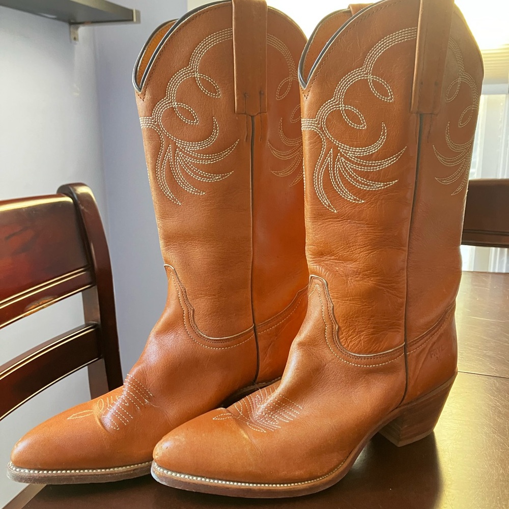 Sold! Vintage Frye Cowgirl Boots
